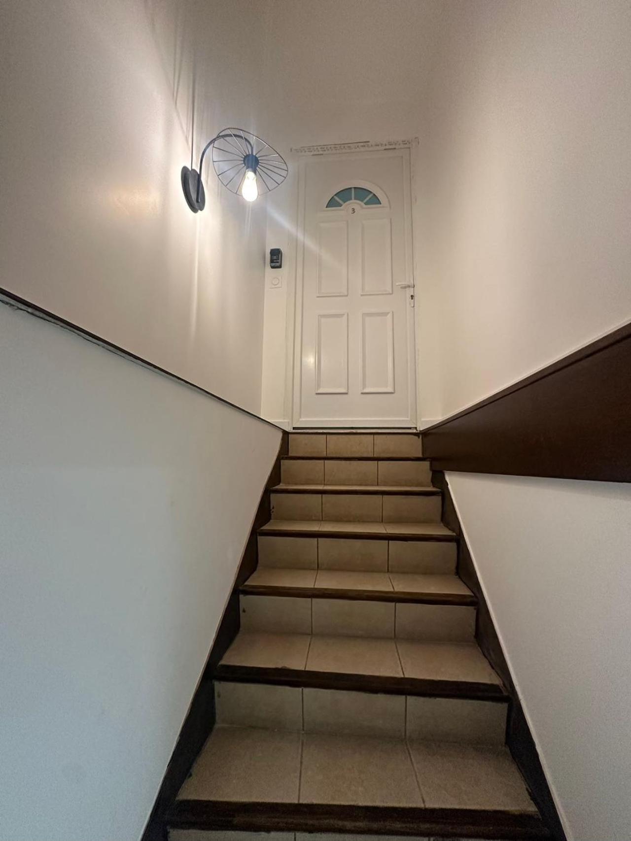 Appartement Calme Moderne Proche De Disneyland Wifi & Cafe Gratuit & Arrivee Autonome Биси Сен Жорж Екстериор снимка