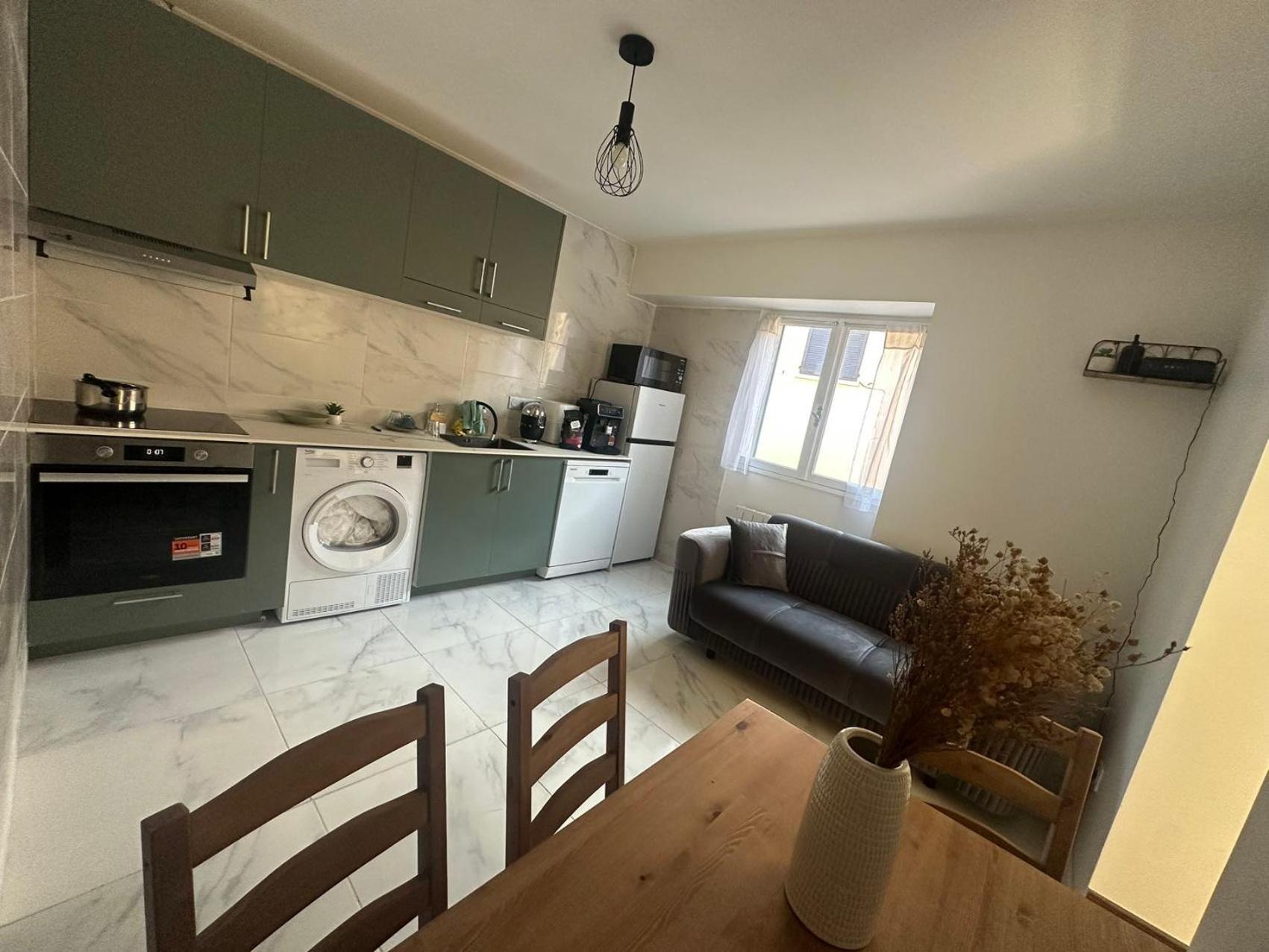 Appartement Calme Moderne Proche De Disneyland Wifi & Cafe Gratuit & Arrivee Autonome Биси Сен Жорж Екстериор снимка
