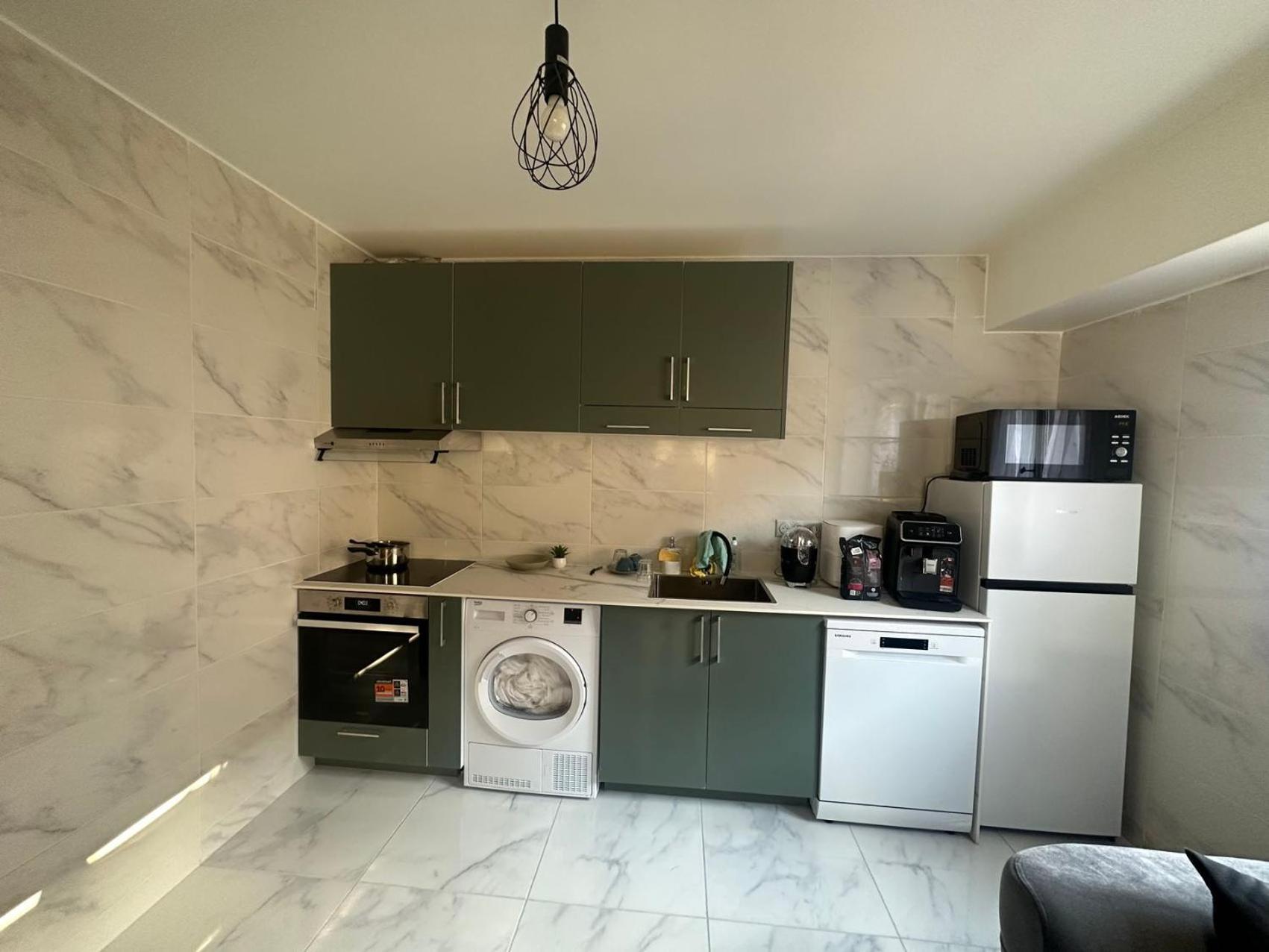 Appartement Calme Moderne Proche De Disneyland Wifi & Cafe Gratuit & Arrivee Autonome Биси Сен Жорж Екстериор снимка