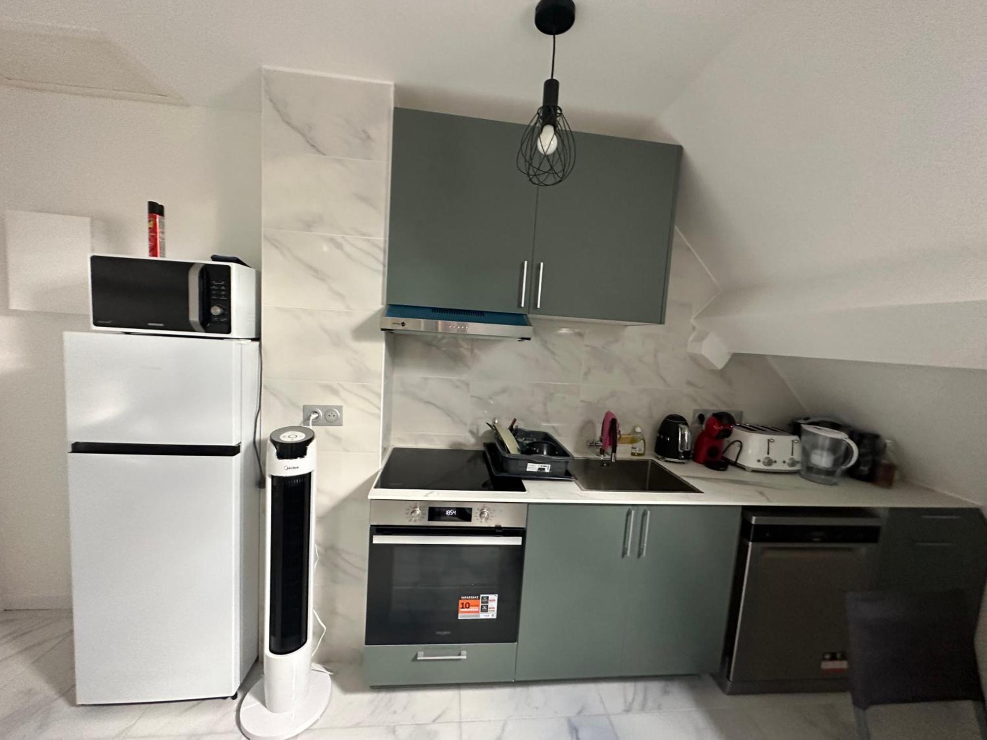 Appartement Calme Moderne Proche De Disneyland Wifi & Cafe Gratuit & Arrivee Autonome Биси Сен Жорж Екстериор снимка
