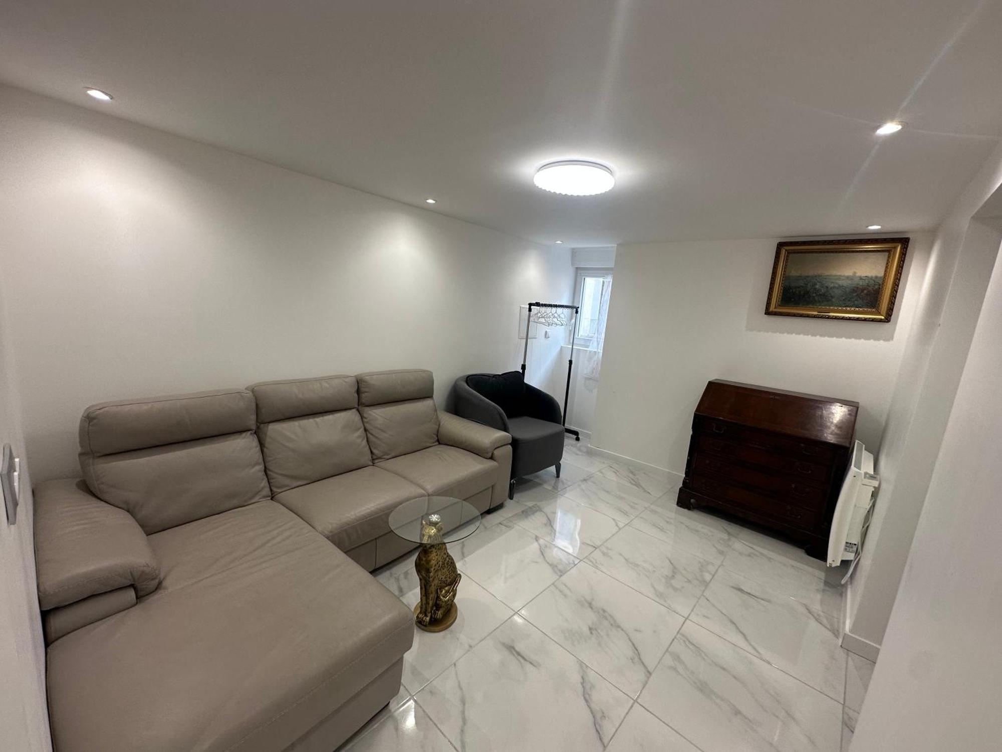 Appartement Calme Moderne Proche De Disneyland Wifi & Cafe Gratuit & Arrivee Autonome Биси Сен Жорж Екстериор снимка